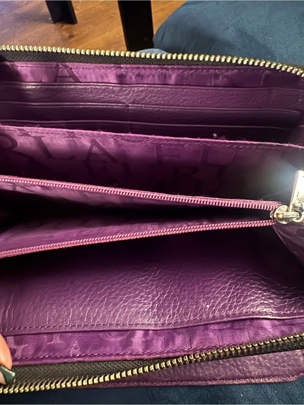Furla Continental Zip Wallet EUC - Picture 2 of 7
